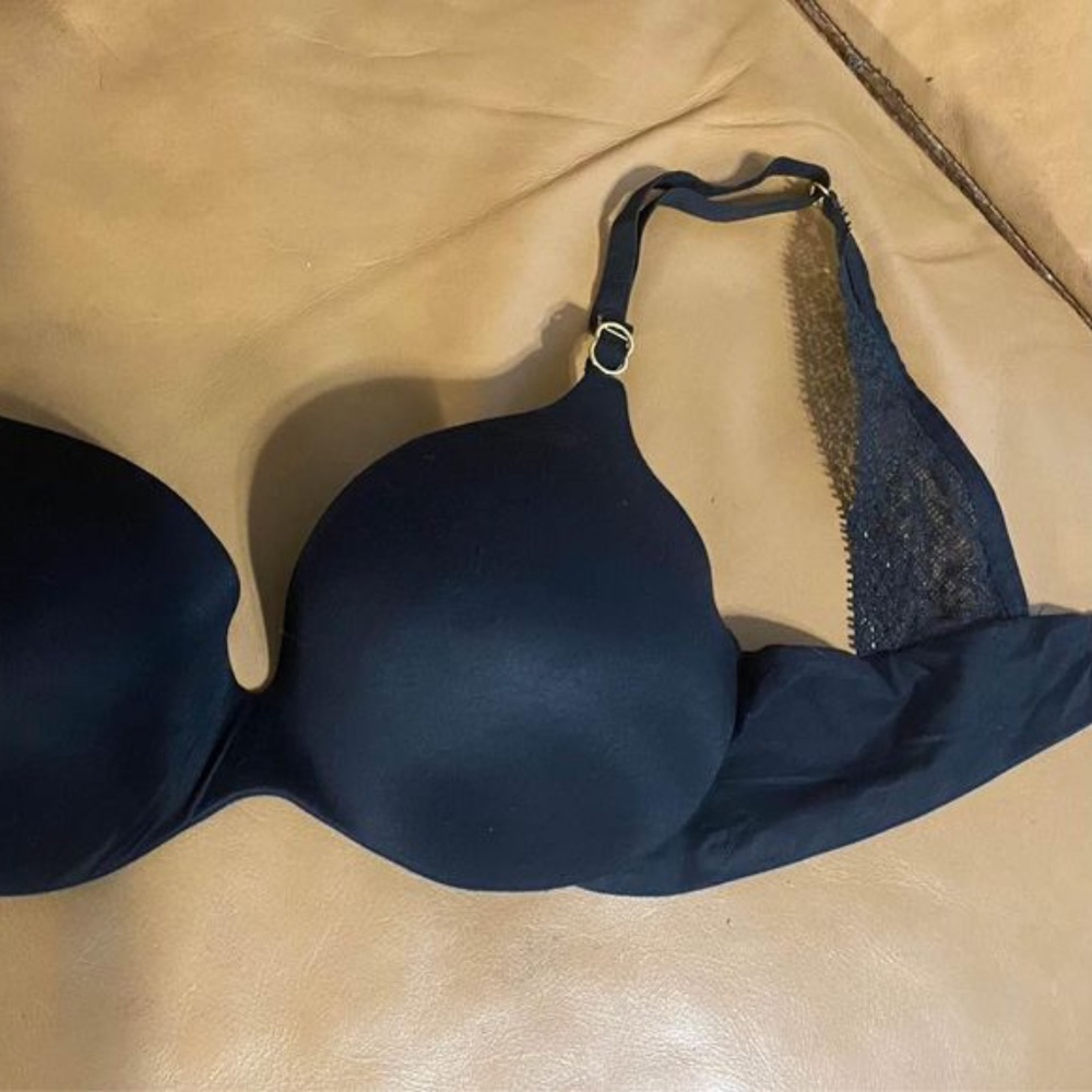 VS Black Lace Bra